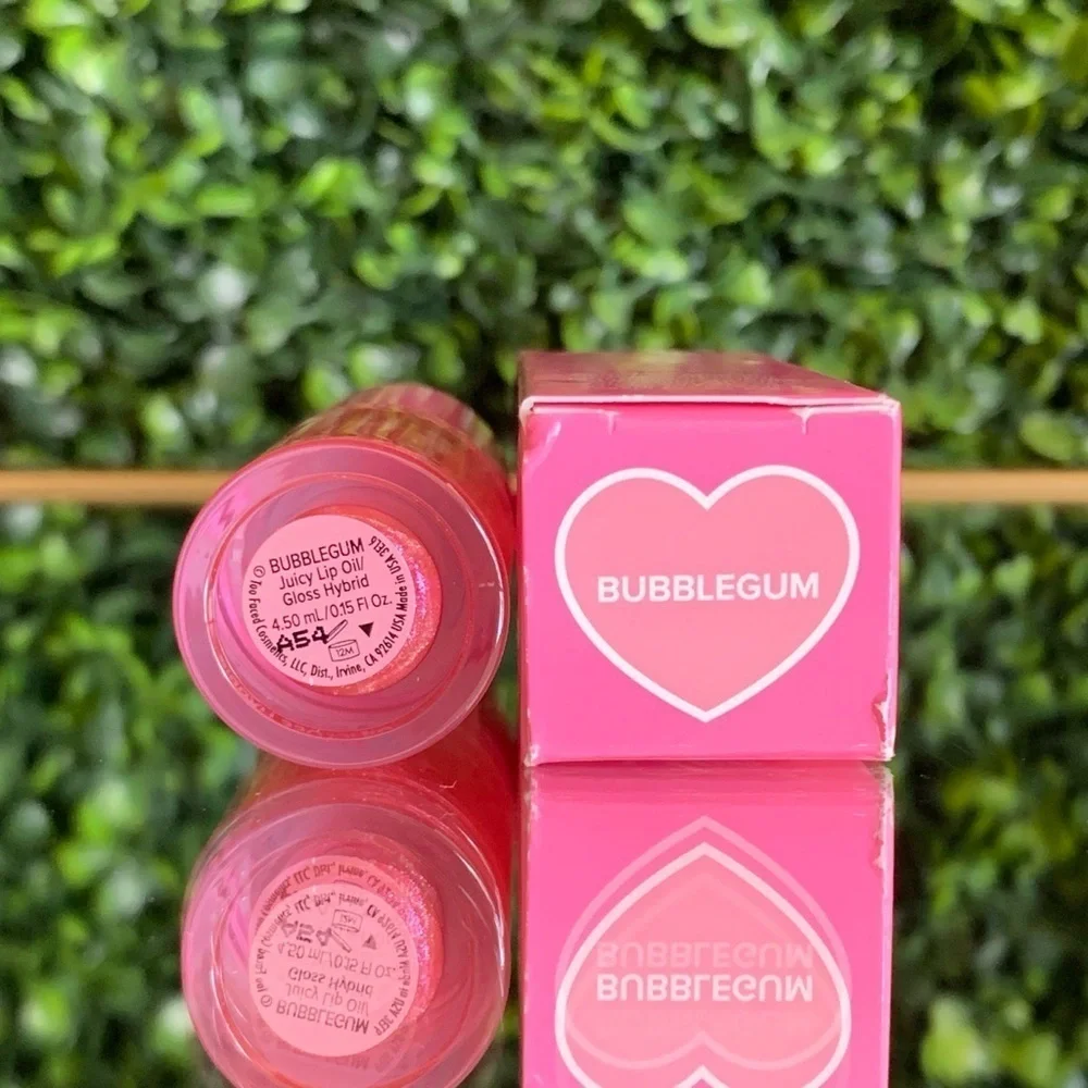Too Faced BUBBLE GUM Kissing Jelly Gloss | NEW | Hydrating Lip Oil Gloss